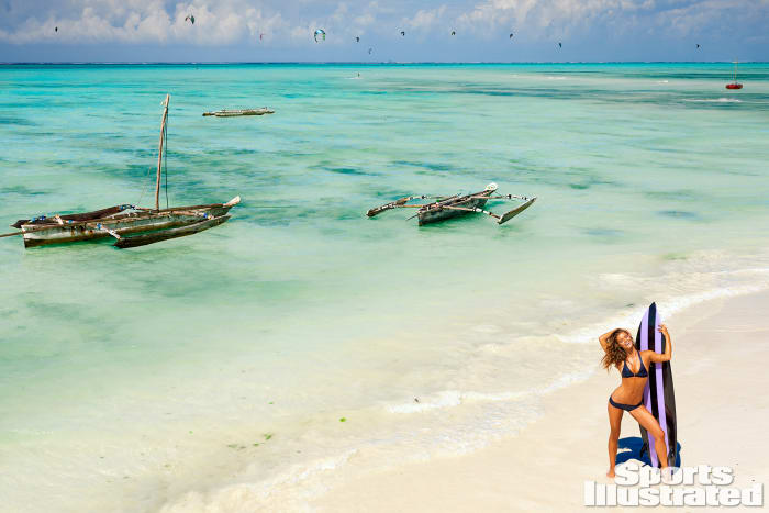 Nina Agdal 2016 web X159762_TK1_02439-rawWMFinal1920.jpg